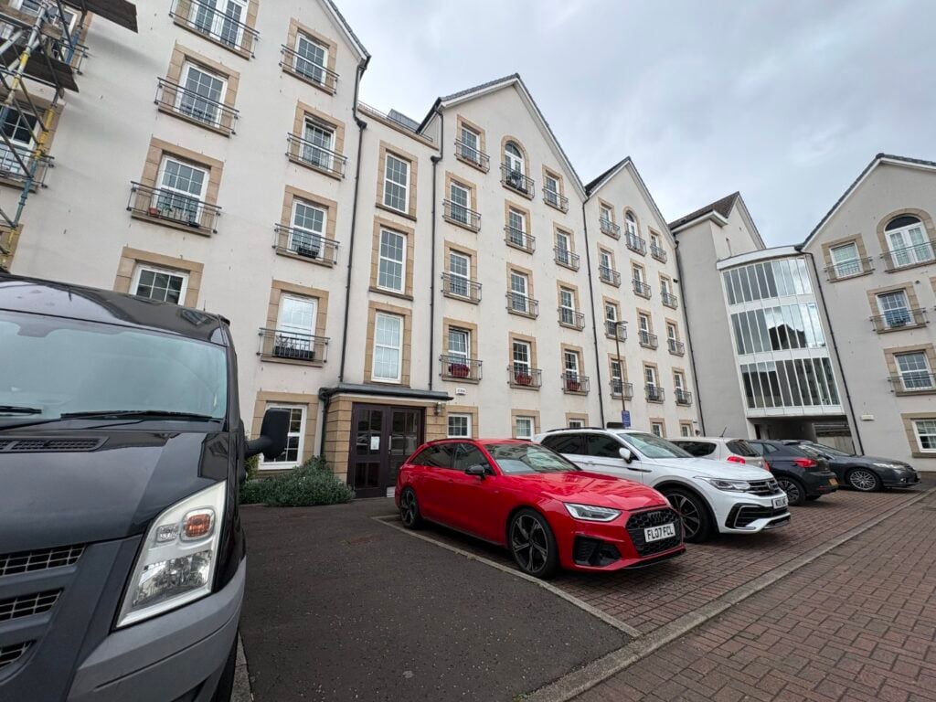 Dalry Gait