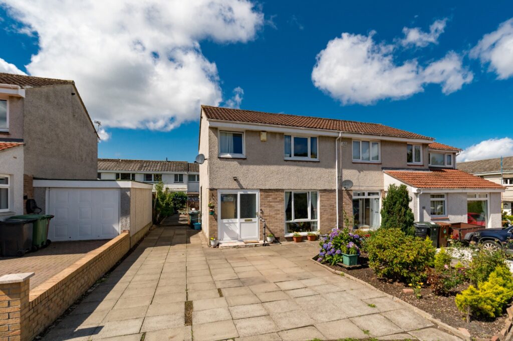 Buckstone Loan East, Edinburgh, EH10